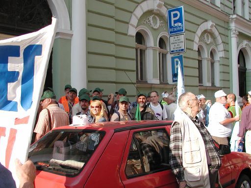 stvka_1662011_20110621_1885866095