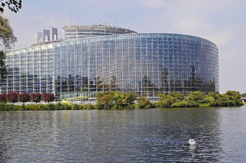 european-parliament-1266491_1920.jpg