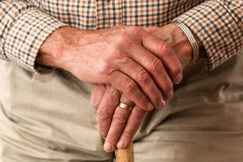 stevepb-elderly-981400.jpg